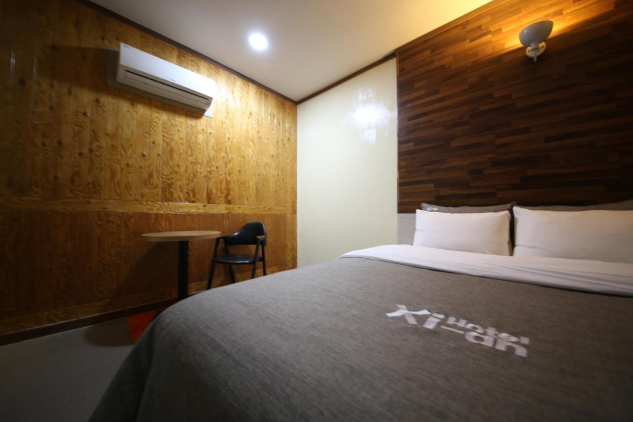 Xian Hotel Čchongdžu Exteriér fotografie