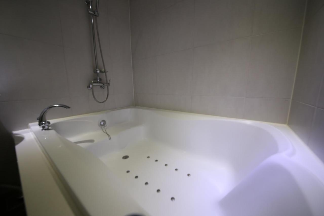 Xian Hotel Čchongdžu Exteriér fotografie