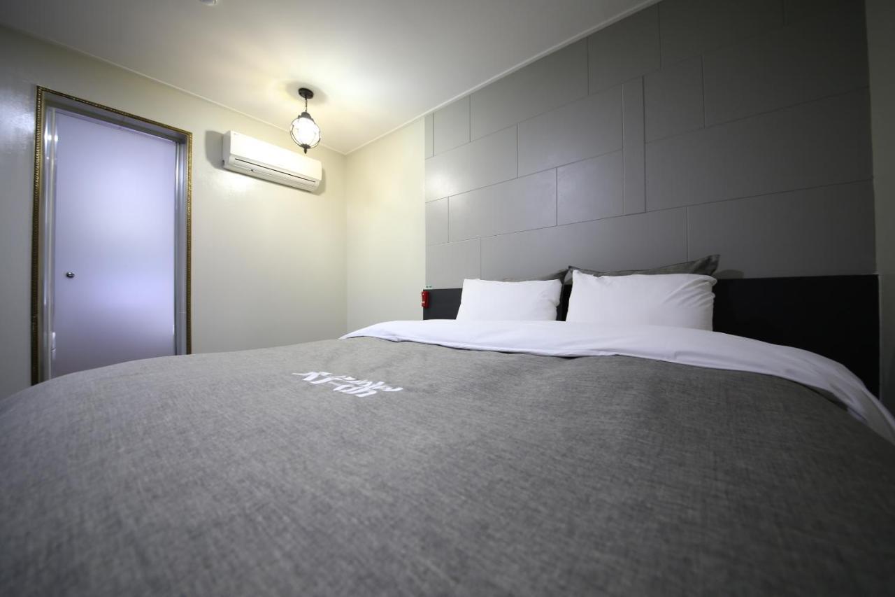 Xian Hotel Čchongdžu Exteriér fotografie