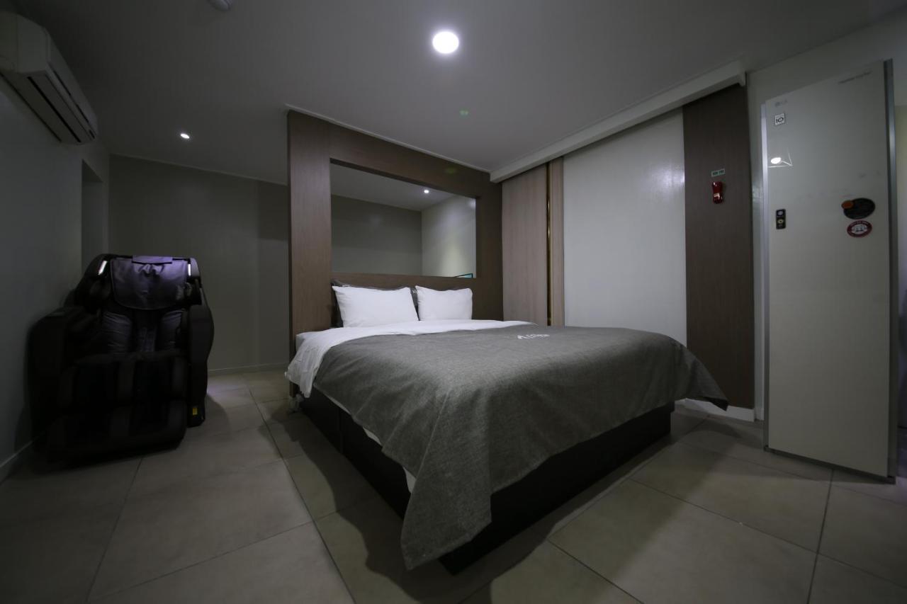 Xian Hotel Čchongdžu Exteriér fotografie